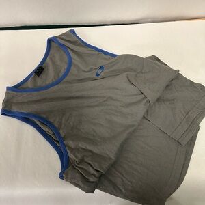 Oakley tank top